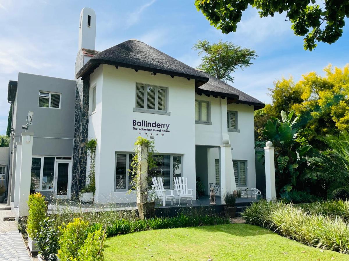 Guest house Ballinderry, The Robertson